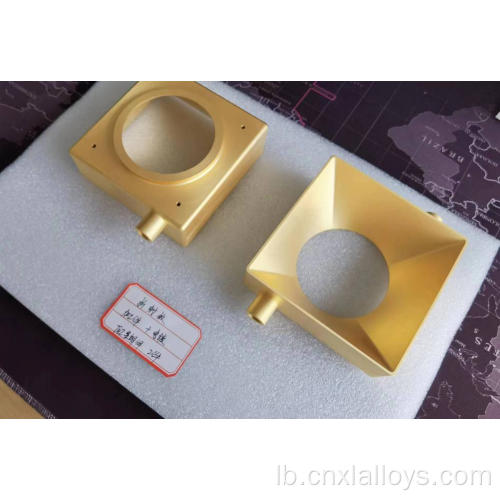 Hëtzt ënnerzegoen Gold-plated Deeler